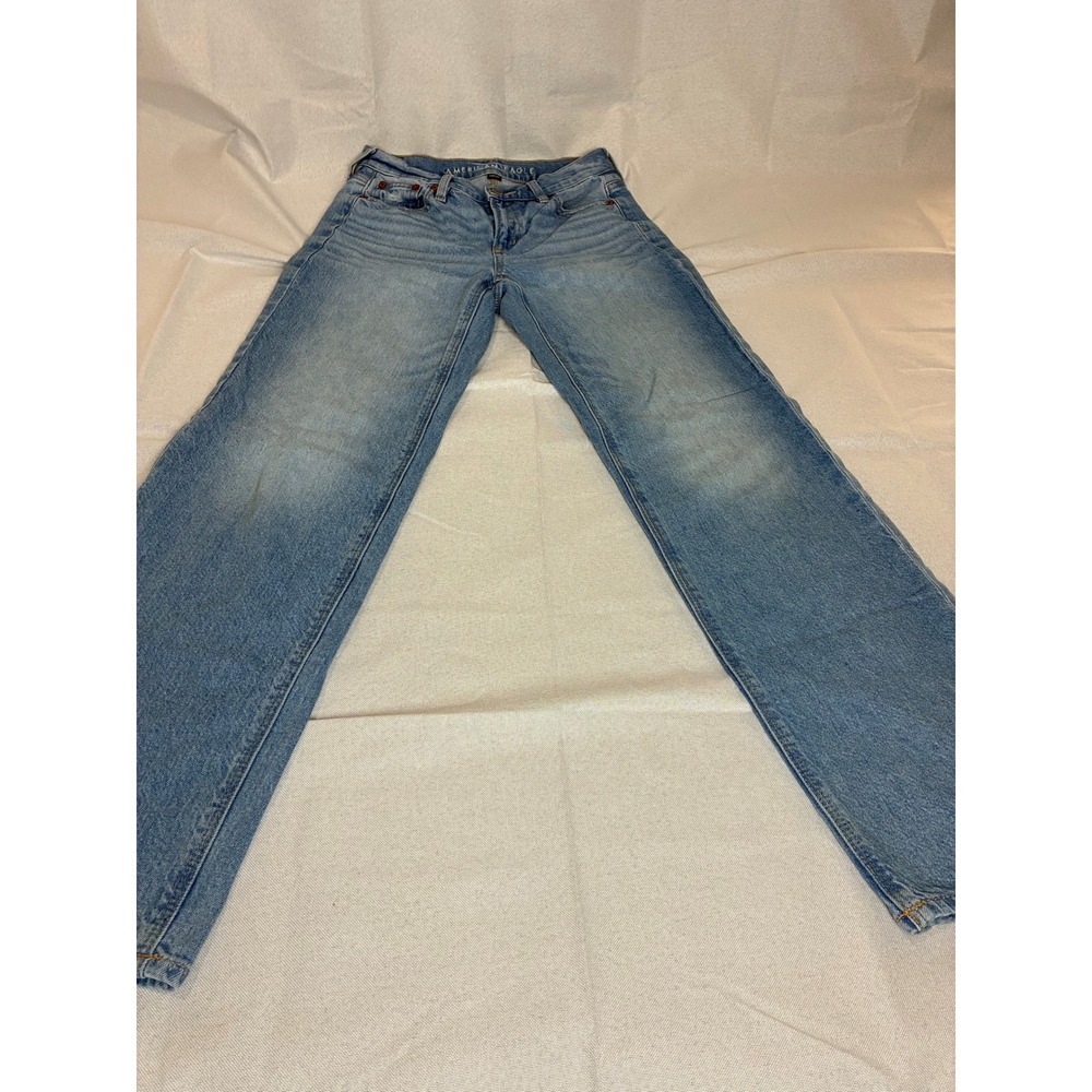 American Eagle Strigid High-Waisted Stovepipe Jeans Women's 000 R Medium Wash